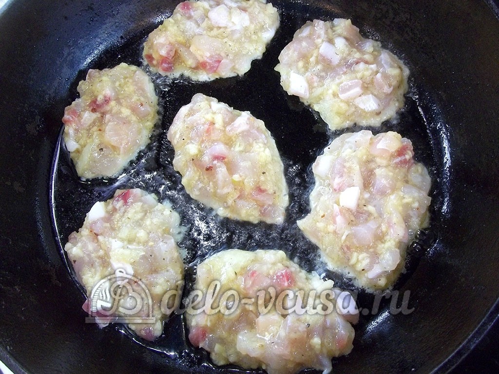 Шаг 5 приготовления Котлеты из окуня