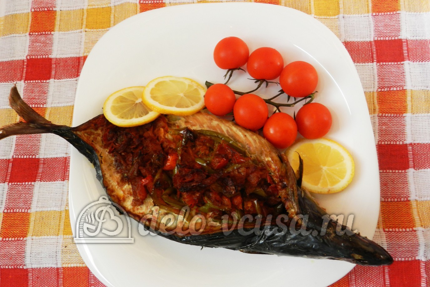 Шаг 13 приготовления Скумбрия в духовке с овощами