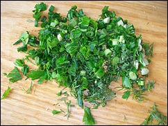 Шаг 22 приготовления Куриные рулетики с сырной начинкой запеченные с картошкой под сливочным соусом