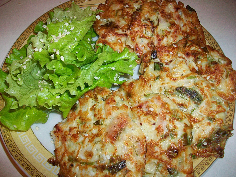 Шаг 14 приготовления Оладушки с капустой, свининой и зеленью