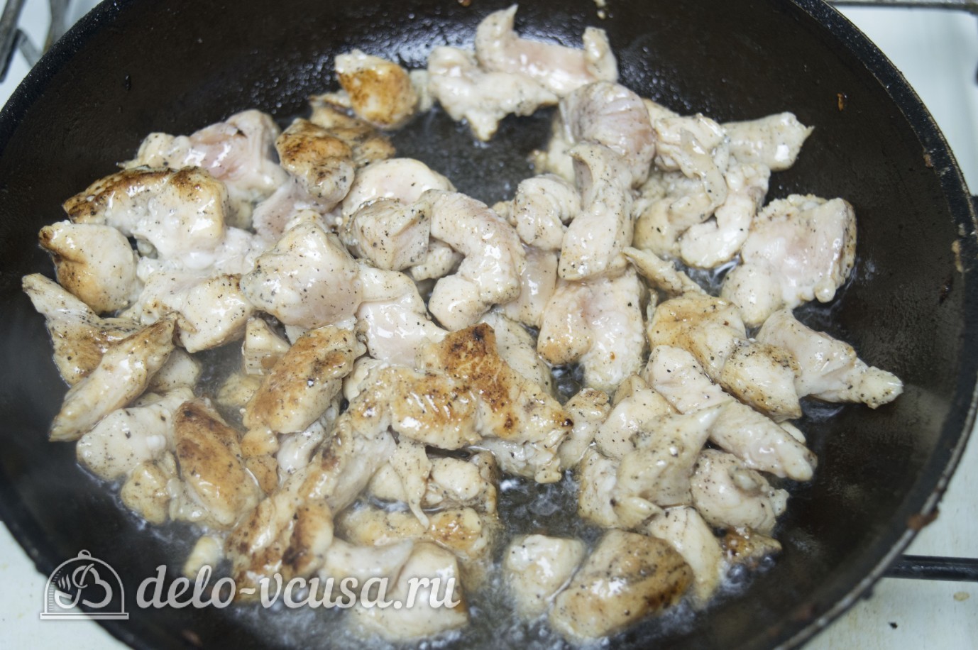 Шаг 4 приготовления Лаваш с курицей и грибами