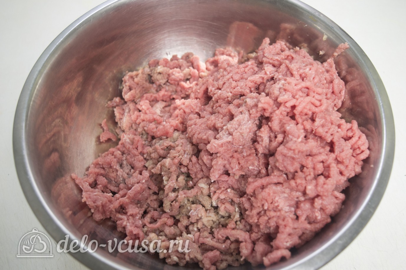 Шаг 4 приготовления Мясные рулетики с грибами