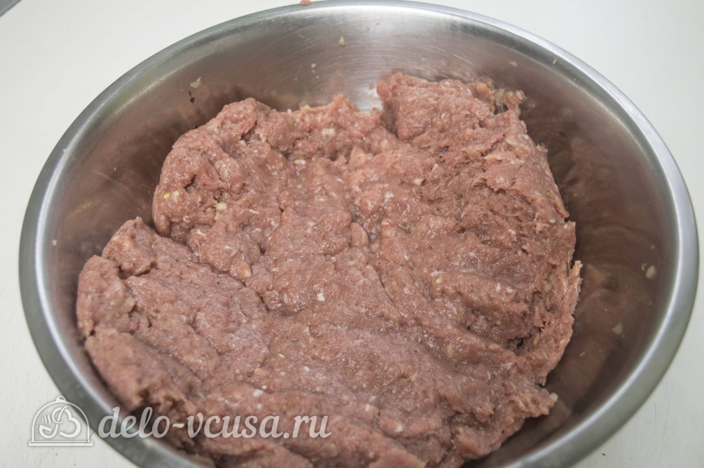 Шаг 5 приготовления Мясные рулетики с грибами