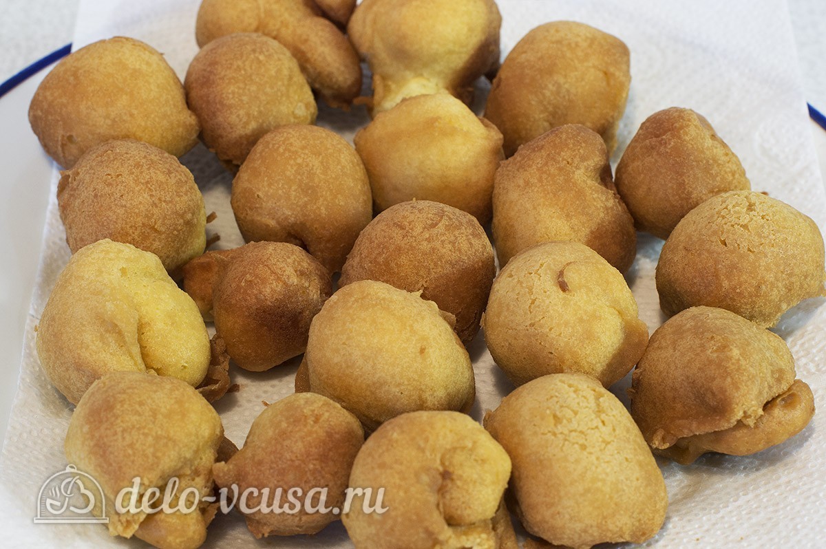 Шаг 8 приготовления Пончики на сгущенном молоке
