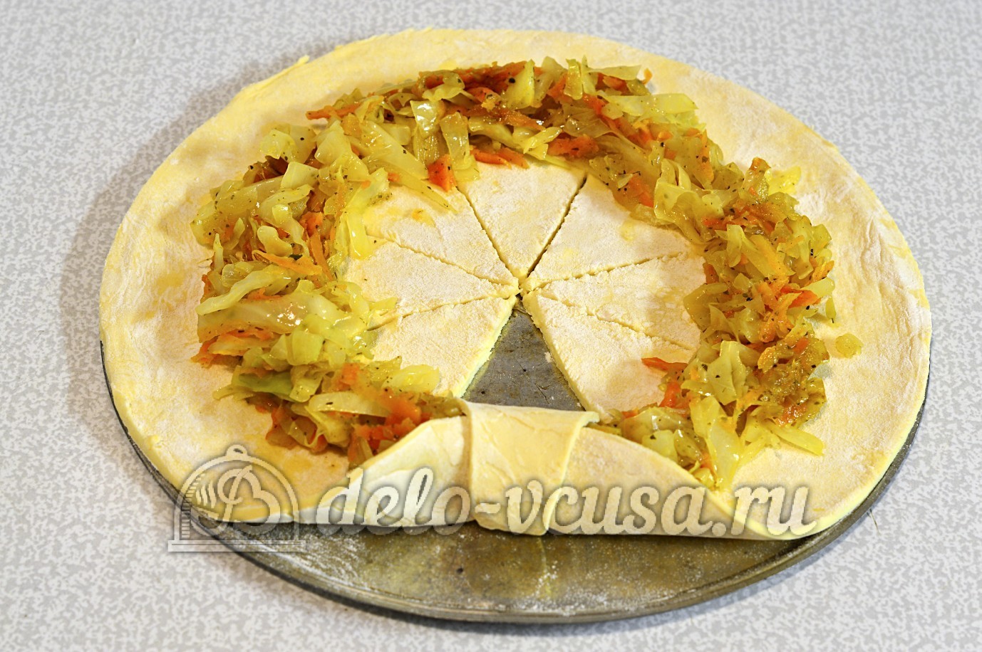 Шаг 10 приготовления Пирог с капустой и морковью