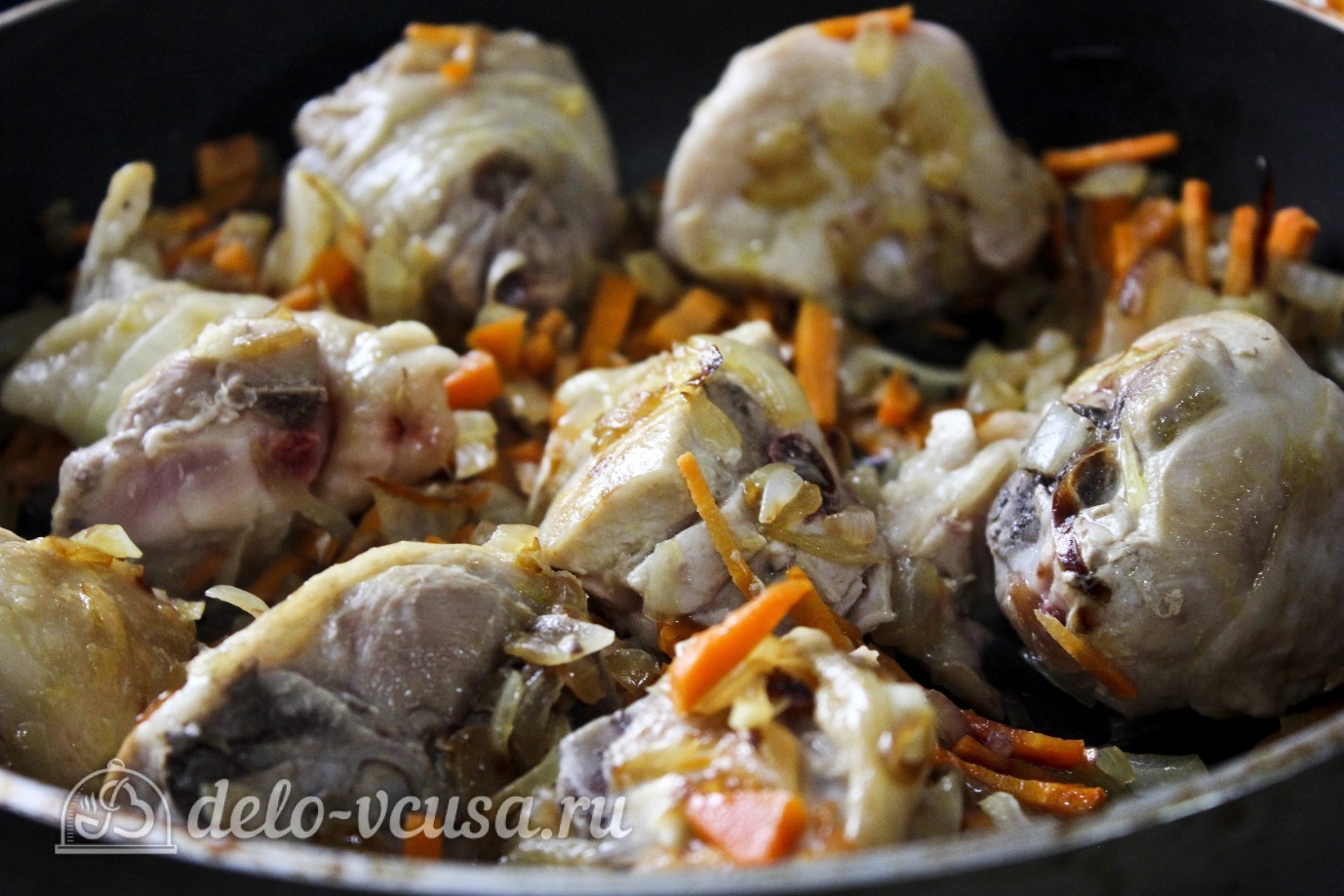 Шаг 8 приготовления Курица с перловкой в горшочках