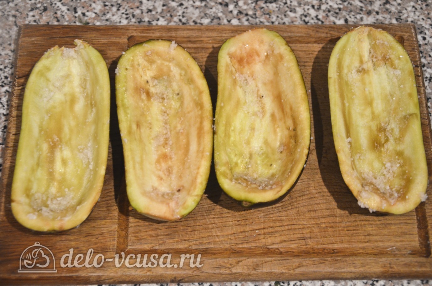 Шаг 1 приготовления Баклажаны, фаршированные овощами