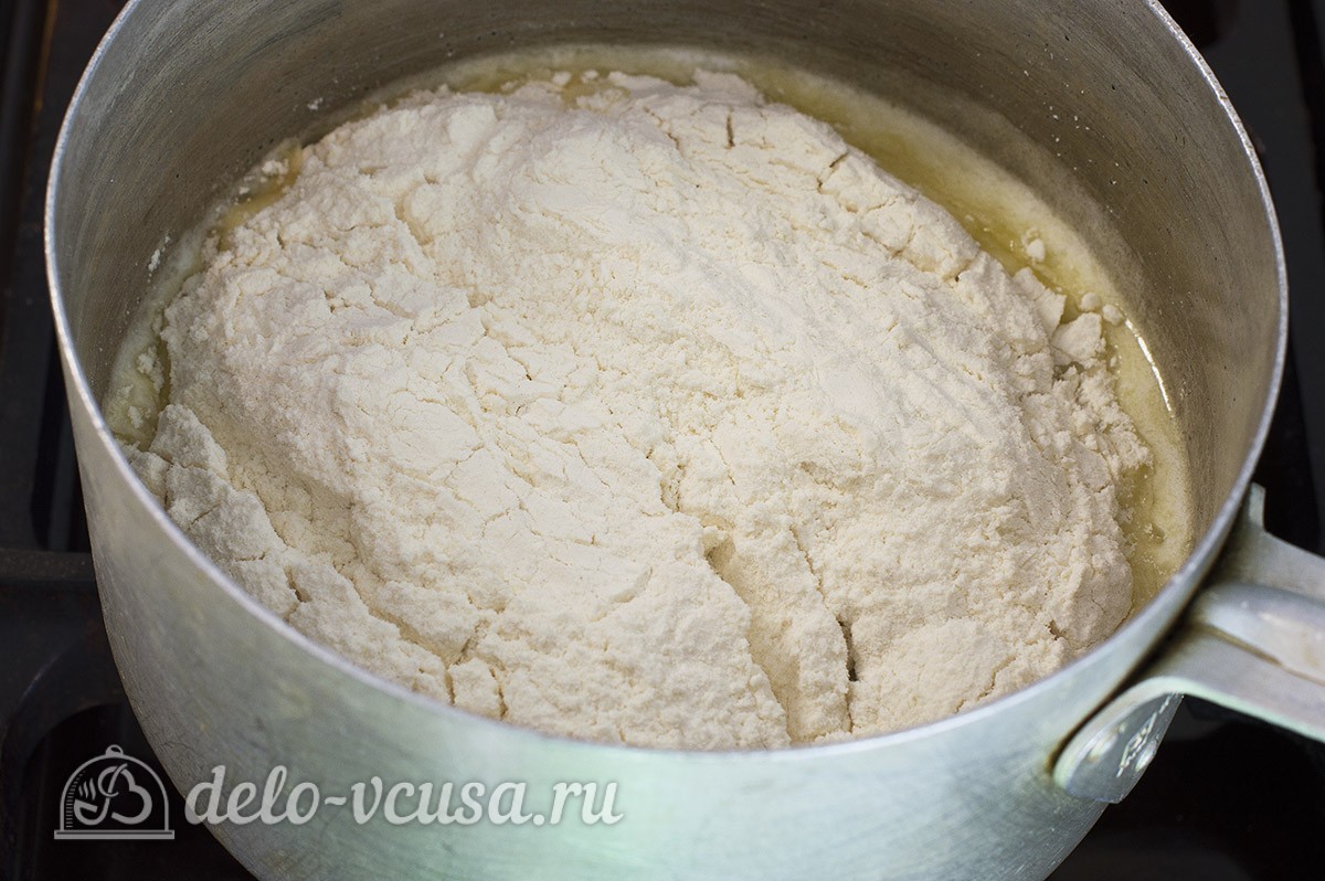 Шаг 3 приготовления Домашние эклеры со сгущенкой
