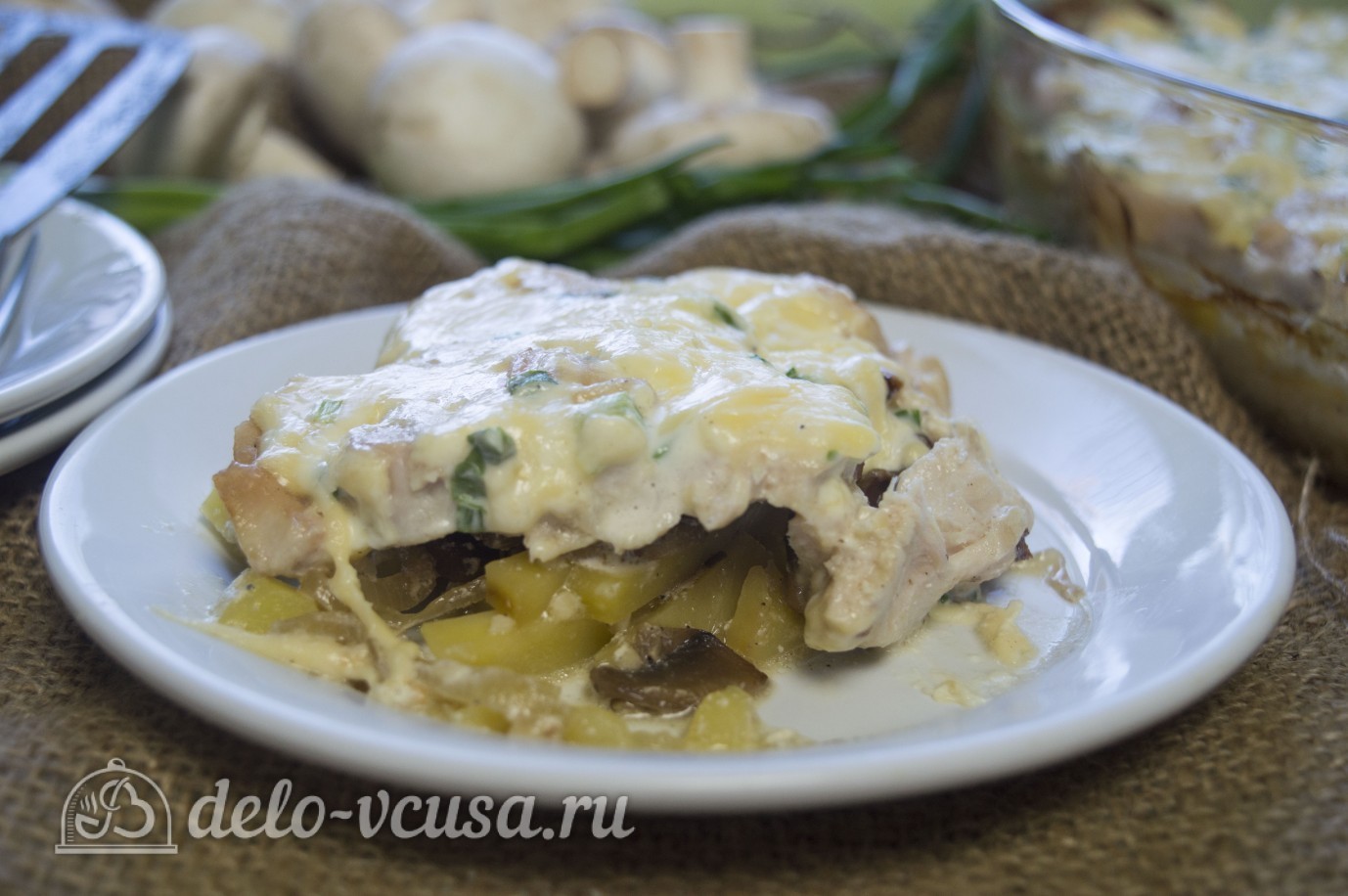 Шаг 8 приготовления Картофельная запеканка с курицей и грибами