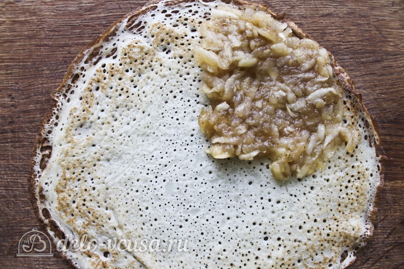 Шаг 11 приготовления Блины с яблоками и корицей