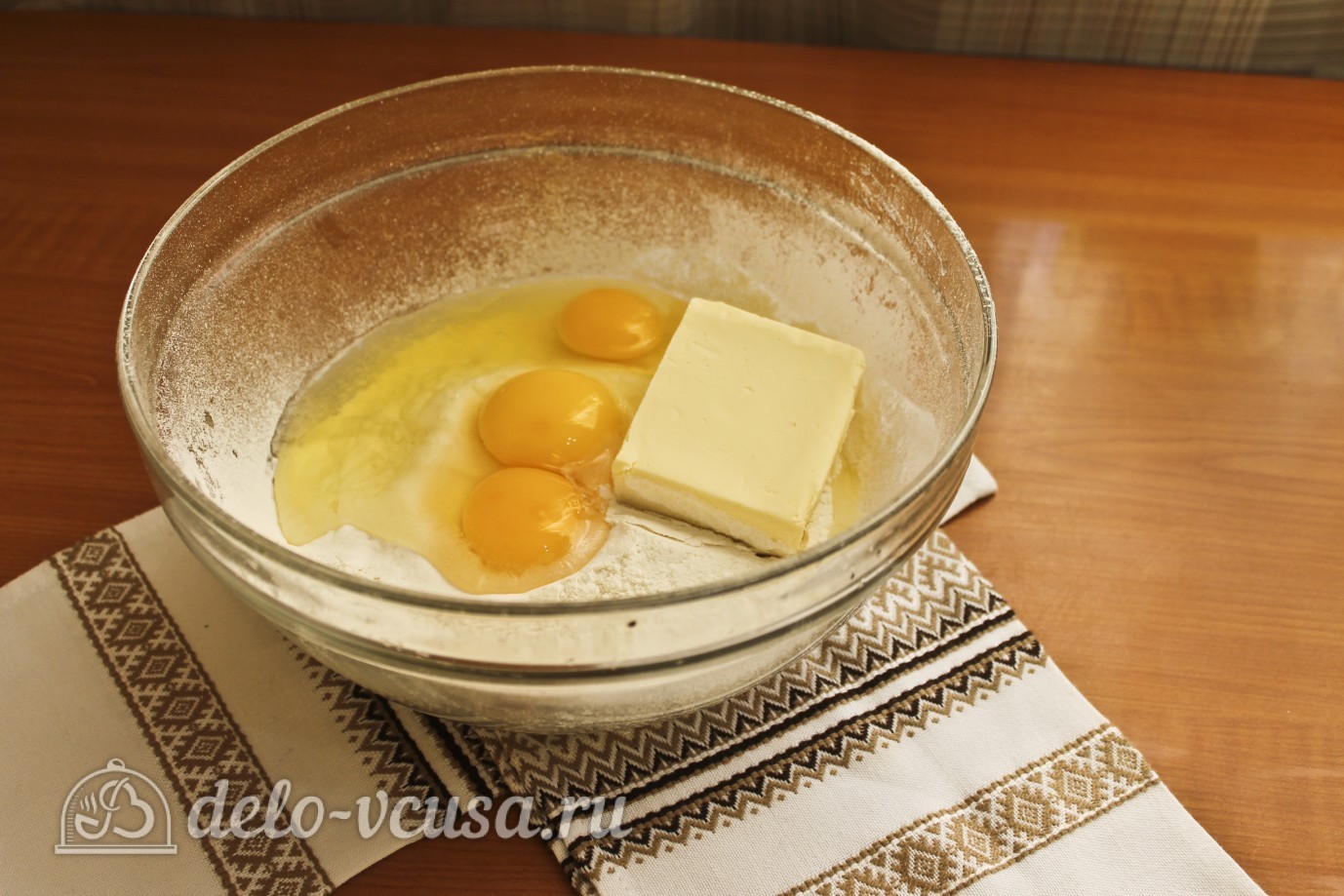 Шаг 3 приготовления Цветаевский пирог с яблоками