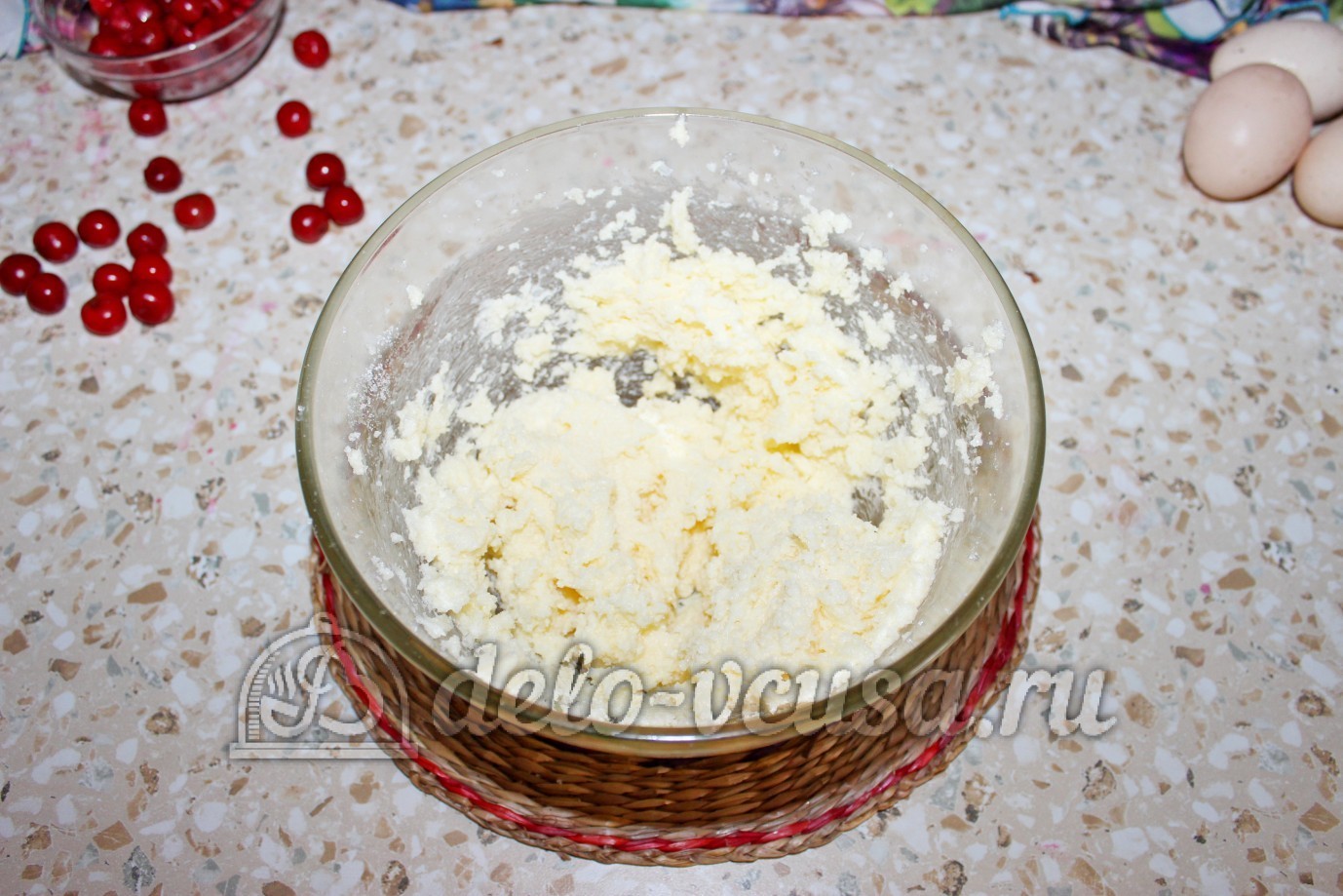 Шаг 2 приготовления Кекс с вишней