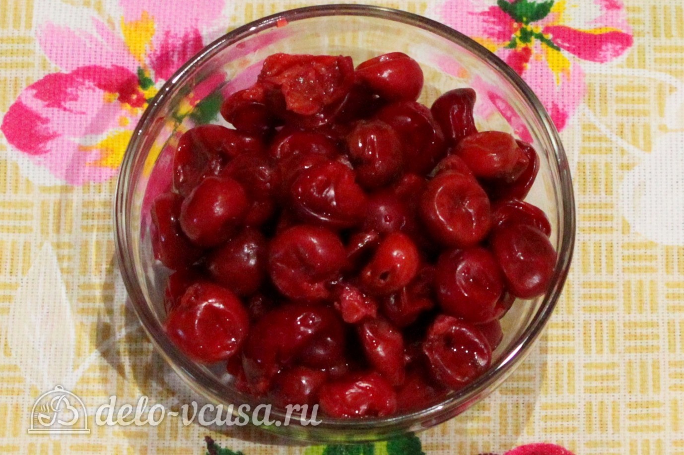 Шаг 1 приготовления Брауни с творогом и вишней