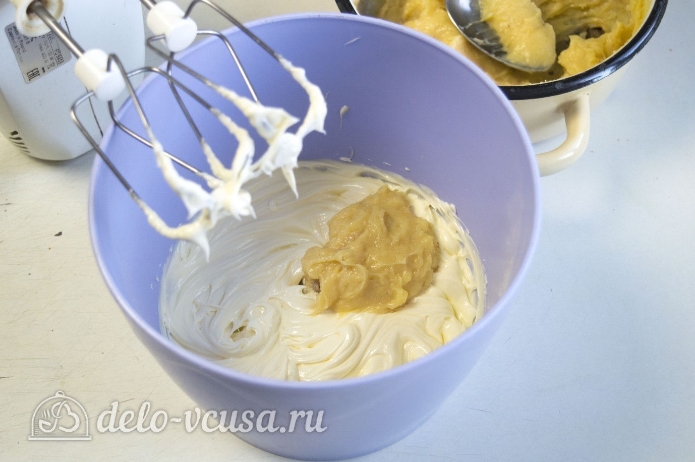 Шаг 13 приготовления Медовик на желтках