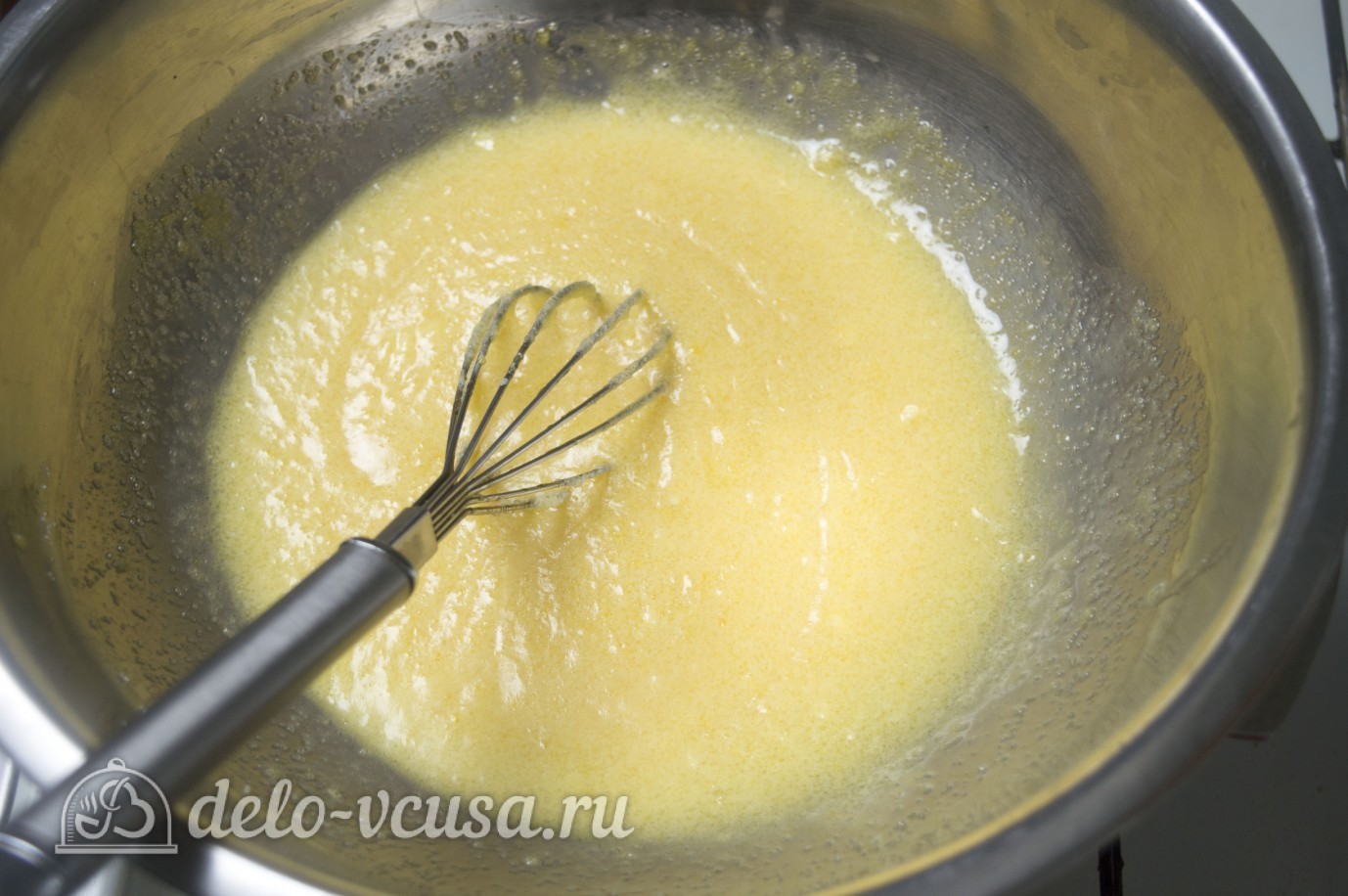 Шаг 2 приготовления Медовик на желтках