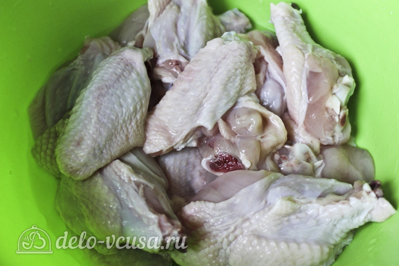Шаг 1 приготовления Куриные крылышки с картошкой