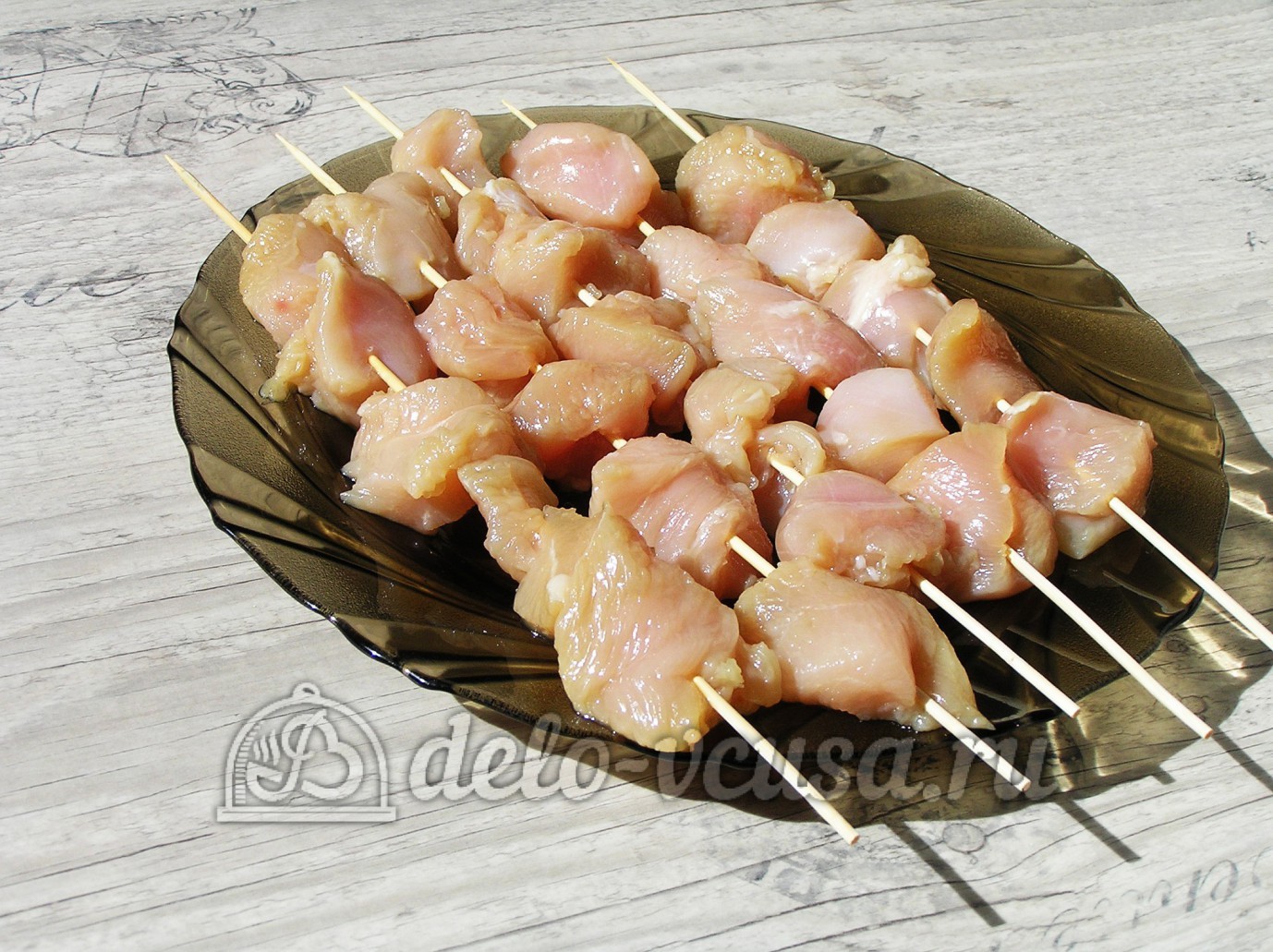 Шаг 5 приготовления Куриные шашлычки на шпажках