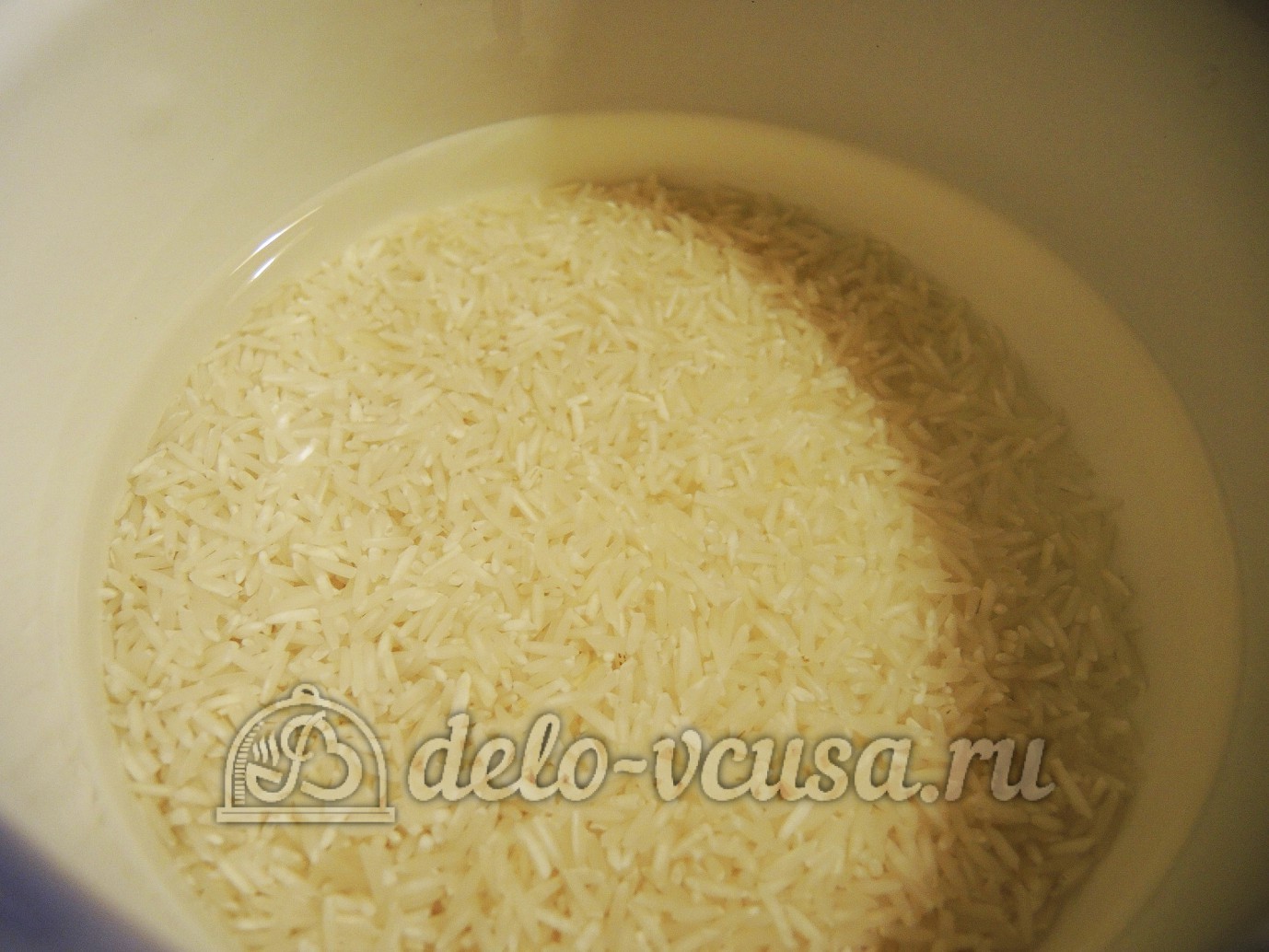 Шаг 1 приготовления Кюкю (омлет с зеленью)
