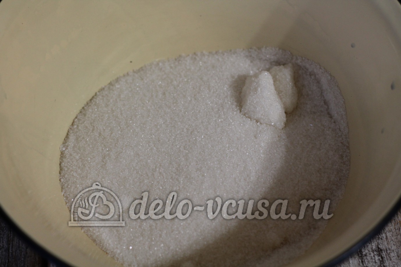 Шаг 3 приготовления Компот из черной смородины