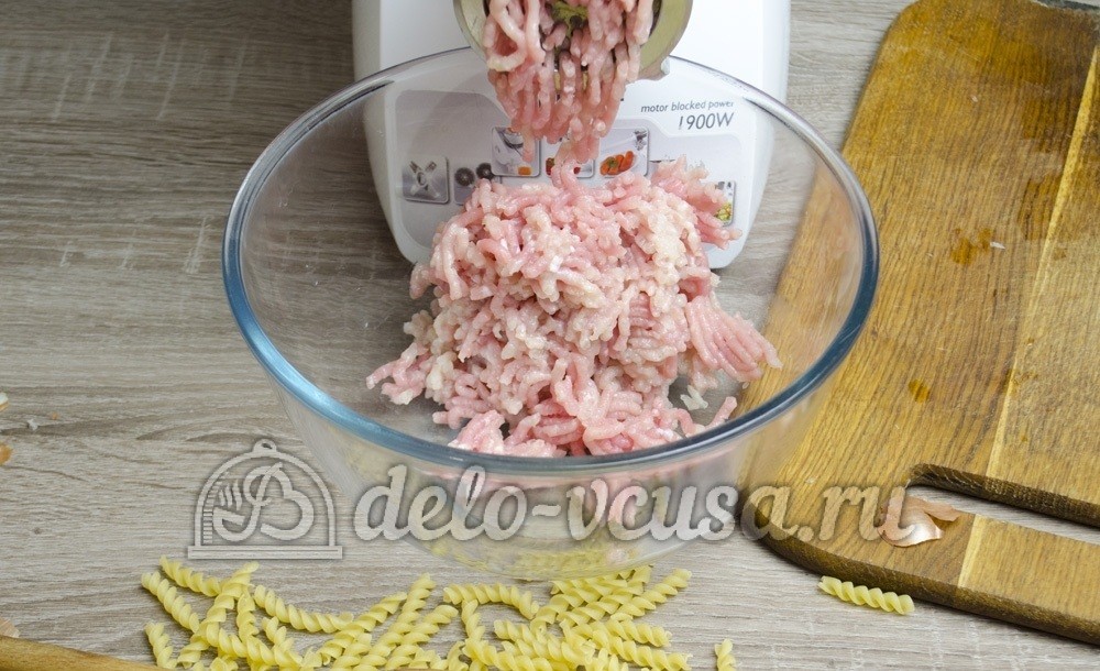 Шаг 2 приготовления Макароны с фаршем и корицей