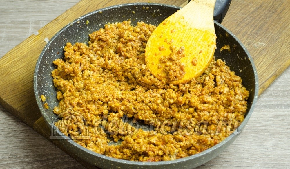 Шаг 8 приготовления Макароны с фаршем и корицей