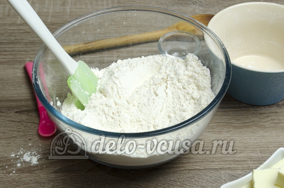 Шаг 6 приготовления Пирог с яблоками закрытый