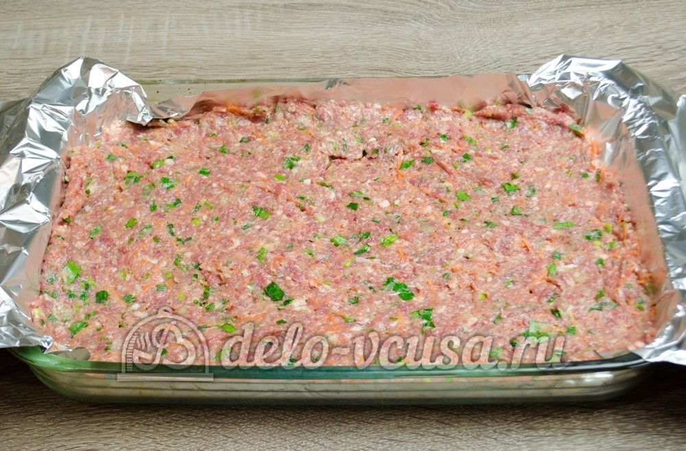 Шаг 10 приготовления Мясной рулет с яйцом