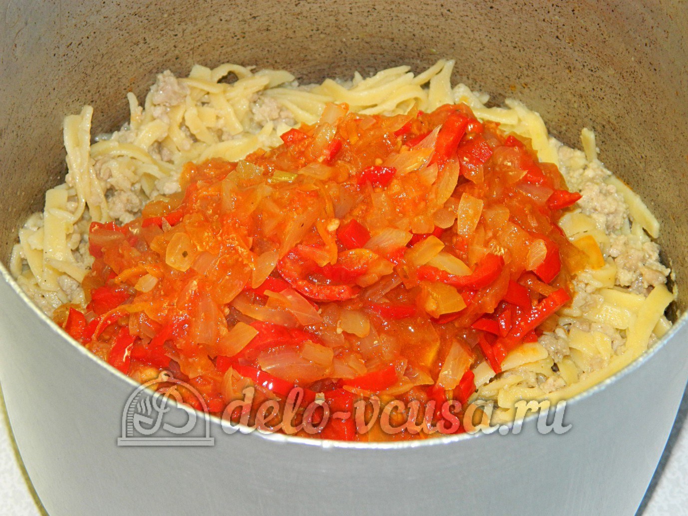 Шаг 11 приготовления Яичная лапша с мясом и овощами