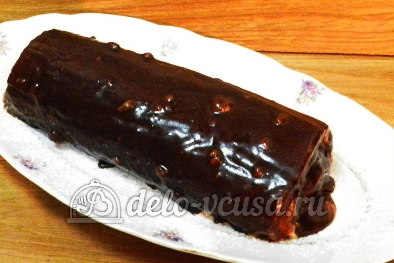 Шаг 16 приготовления Рулет с бананом и сгущенкой
