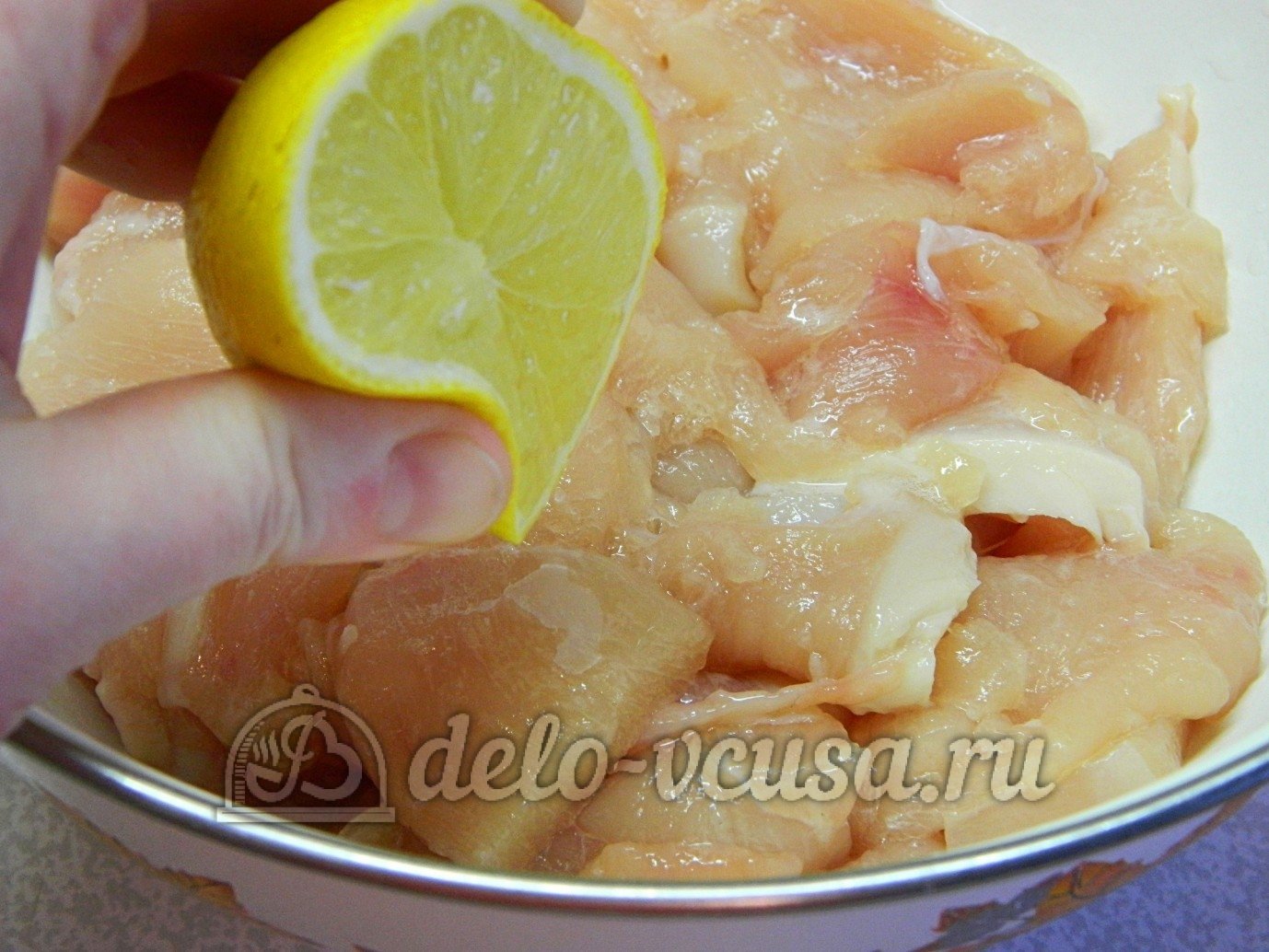 Шаг 4 приготовления Куриные наггетсы