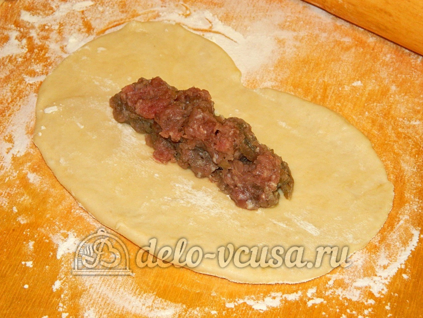 Шаг 10 приготовления Чебуреки с говядиной