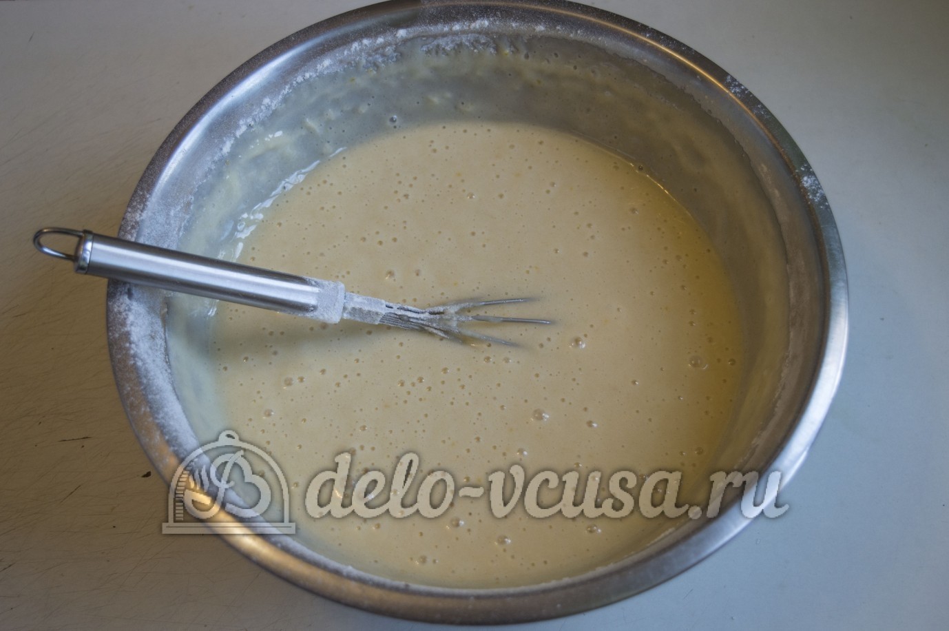Шаг 3 приготовления Медовик с черносливом