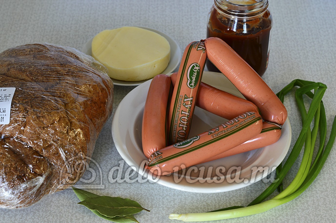 Фото ингредиенты Горячие бутерброды с сосиской и сыром