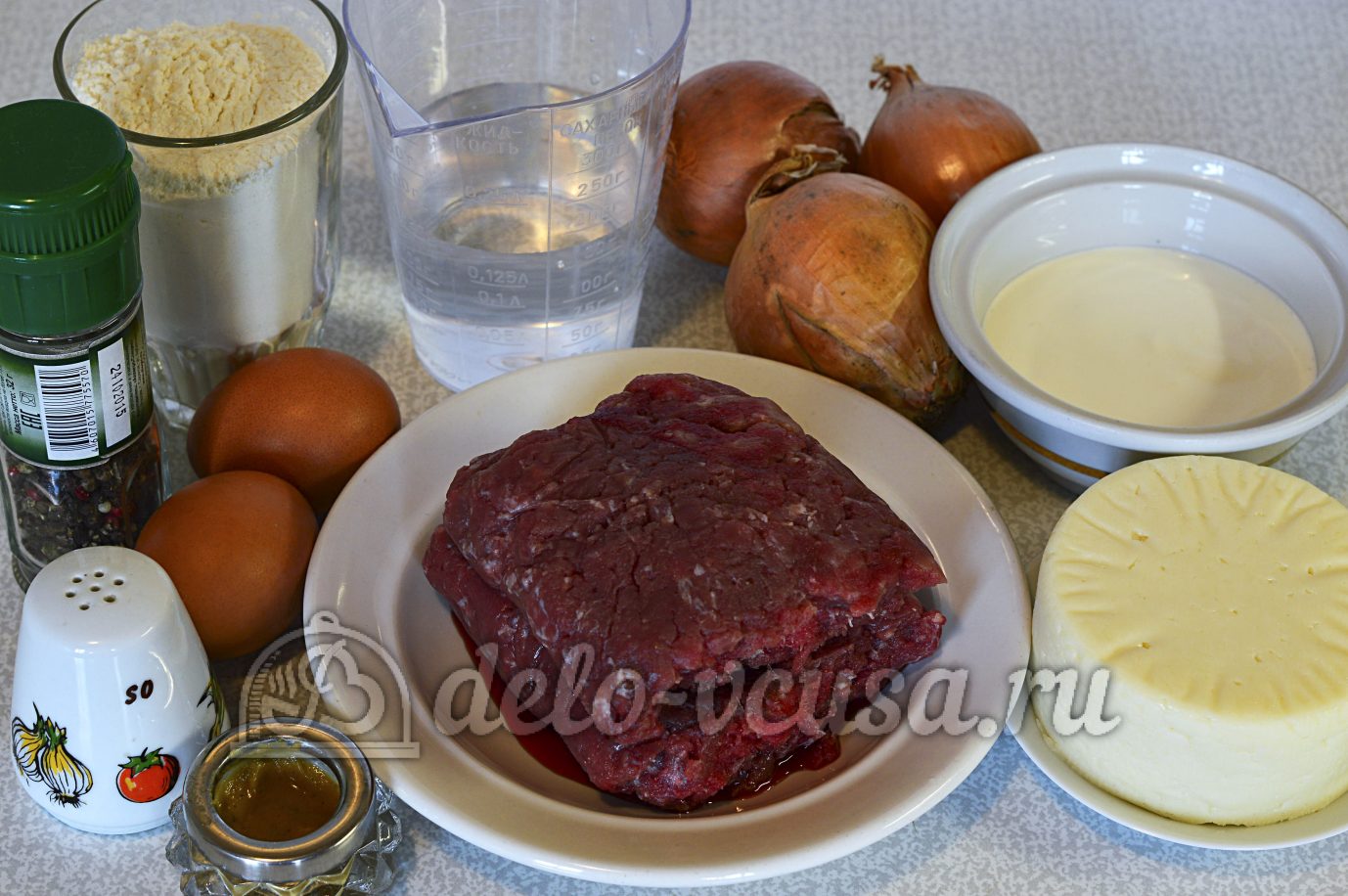 Ингредиенты Чебуреки с мясом и сыром Фото ингредиенты Чебуреки с мясом и сыром