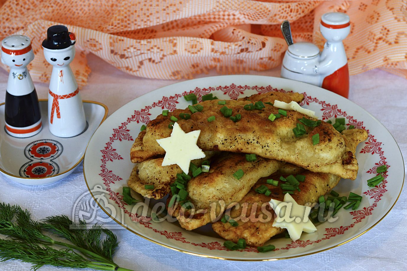 Шаг 15 приготовления Чебуреки с мясом и сыром
