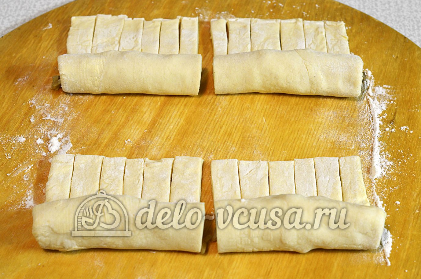 Шаг 8 приготовления Слойки с мясом