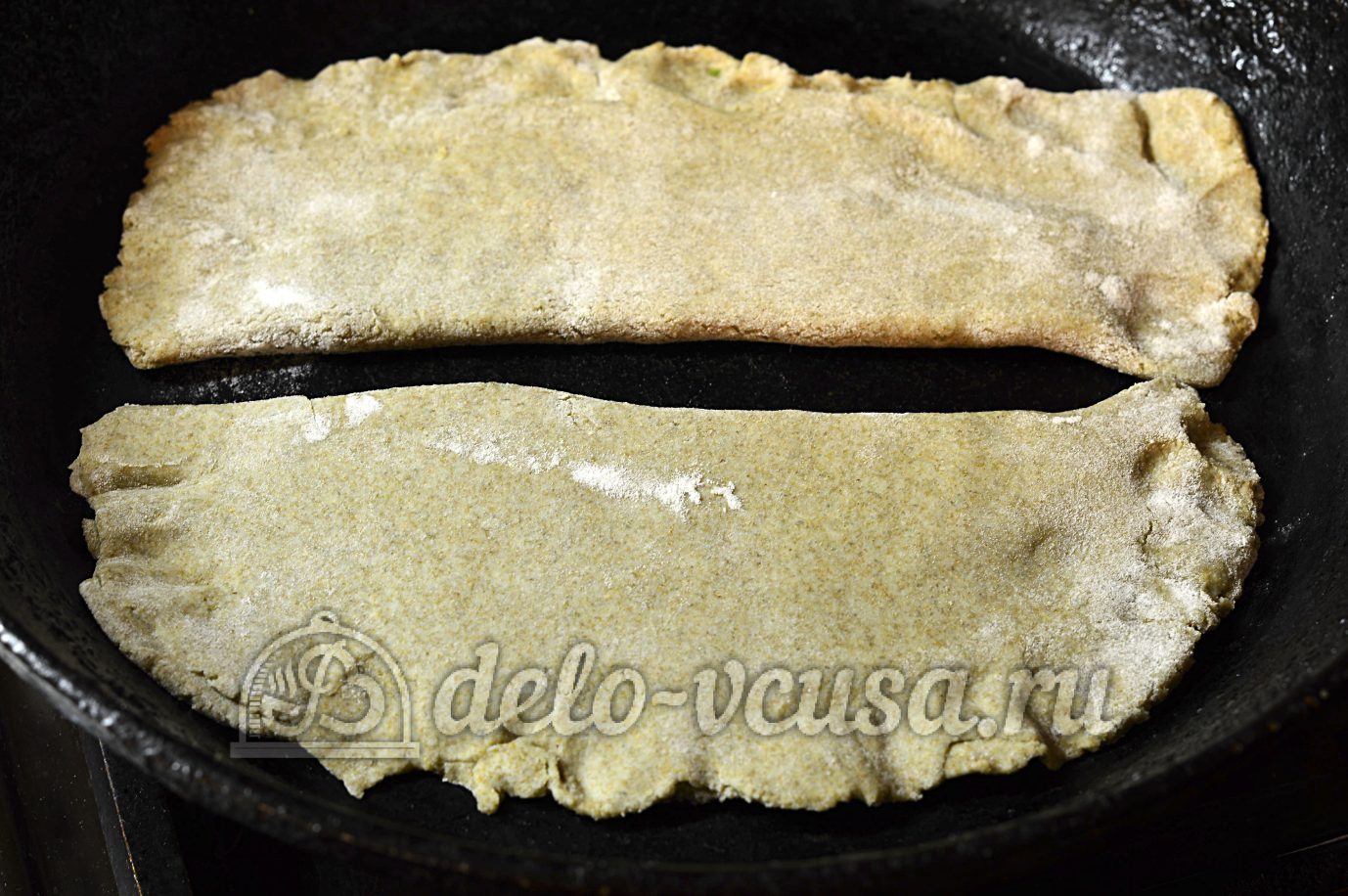 Шаг 11 приготовления Кутабы из ржаной муки