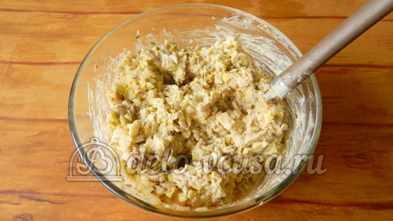 Шаг 6 приготовления Салат с рисом и рыбными консервами