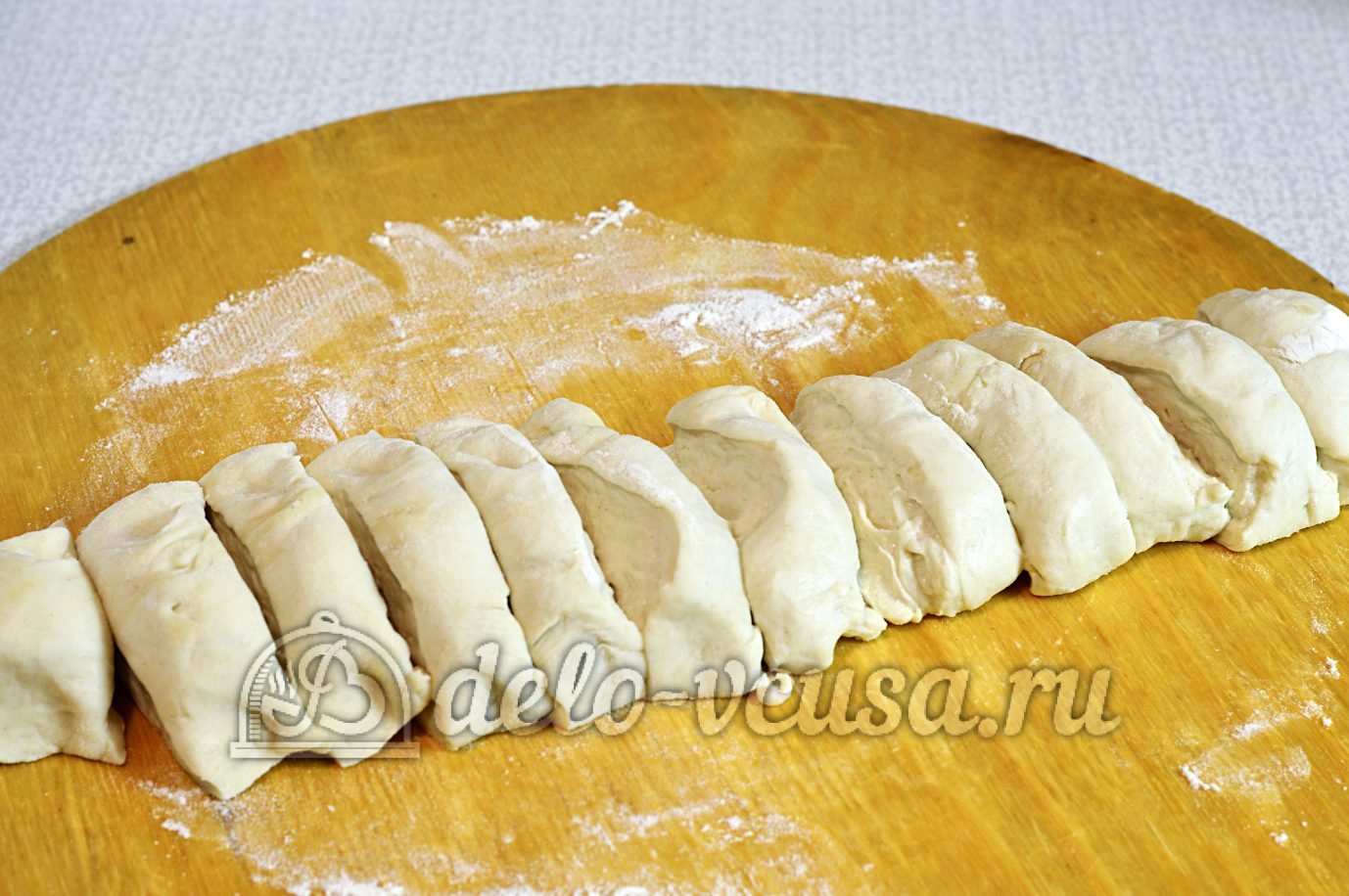 Шаг 5 приготовления Кутабы с повидлом