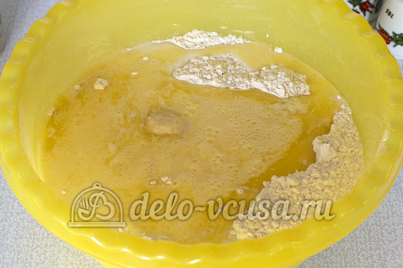 Шаг 5 приготовления Пирожки с капустой и яйцом в духовке
