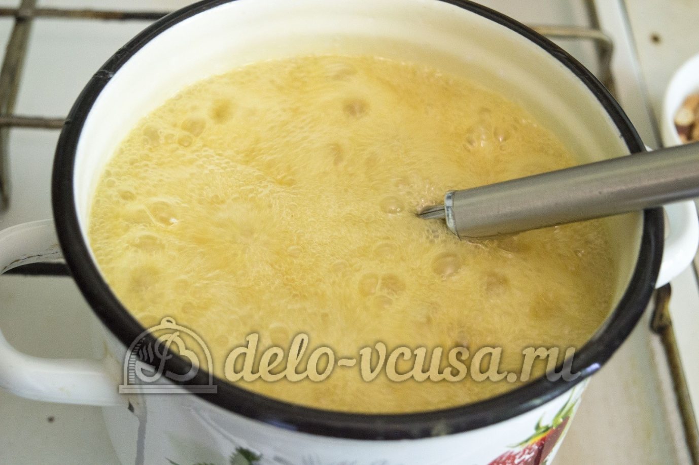 Шаг 2 приготовления Карамельные конфеты с арахисом