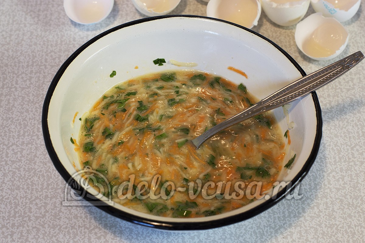 Шаг 6 приготовления Куриный рулет с омлетом
