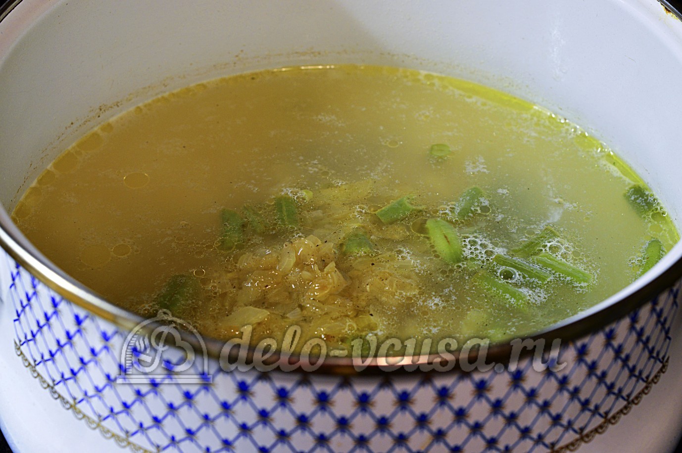 Шаг 5 приготовления Картофельный суп с курицей