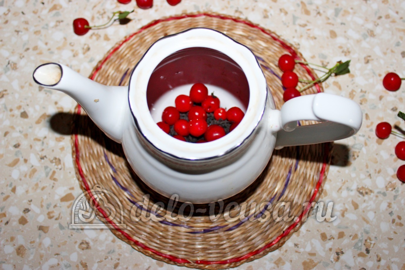 Шаг 3 приготовления Чай с вишней