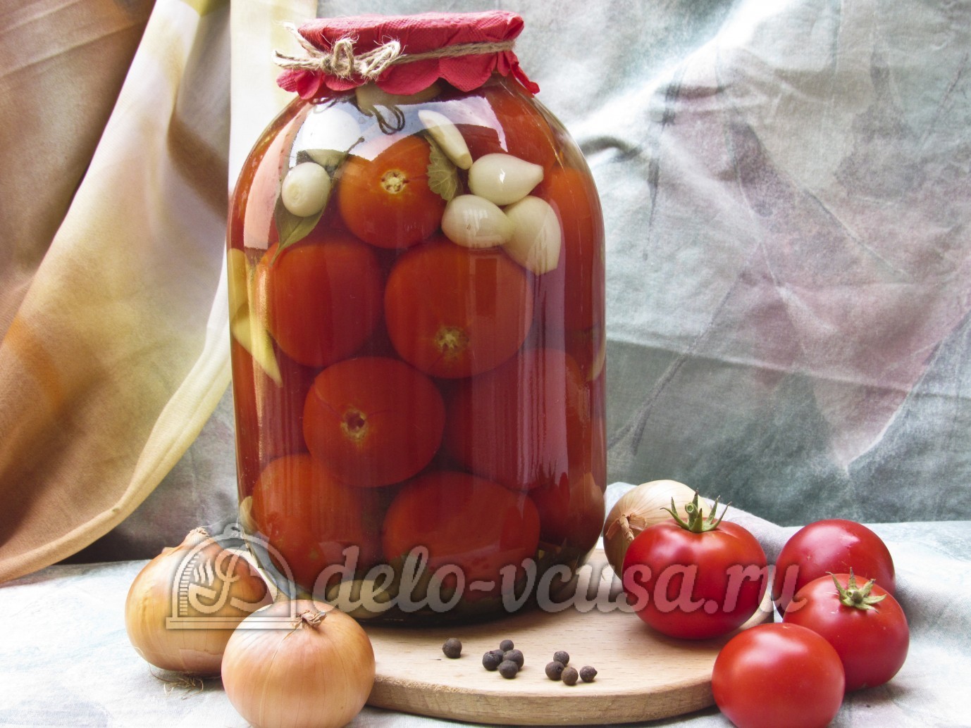 Шаг 10 приготовления Маринованные помидоры с перцем и луком на зиму