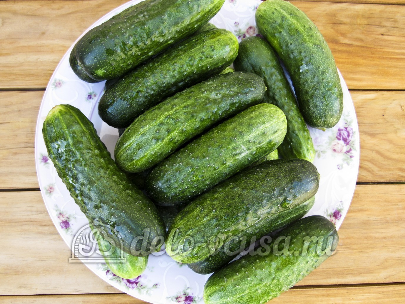Шаг 2 приготовления Хрустящие маринованные огурцы в банке