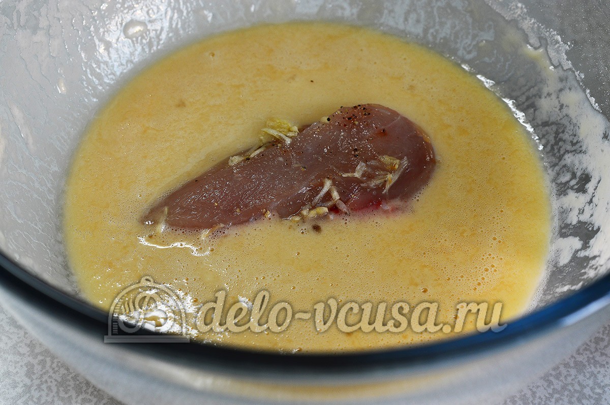 Шаг 7 приготовления Куриное филе в кляре на сковороде