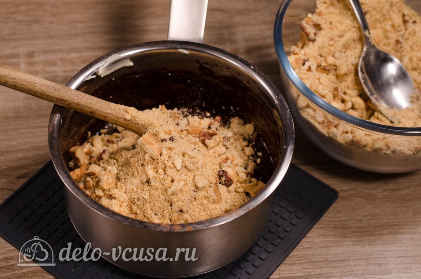 Шаг 10 приготовления Сладкая колбаска из печенья