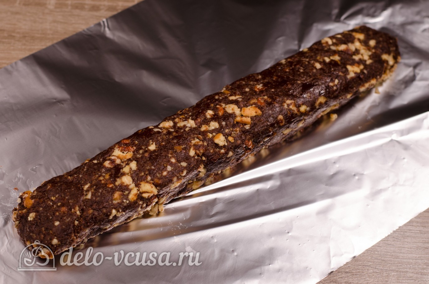 Шаг 13 приготовления Сладкая колбаска из печенья