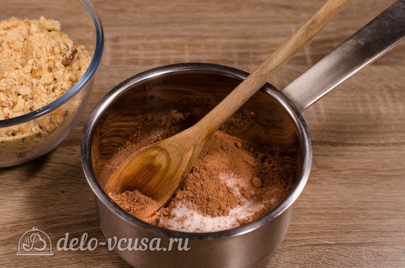 Шаг 4 приготовления Сладкая колбаска из печенья